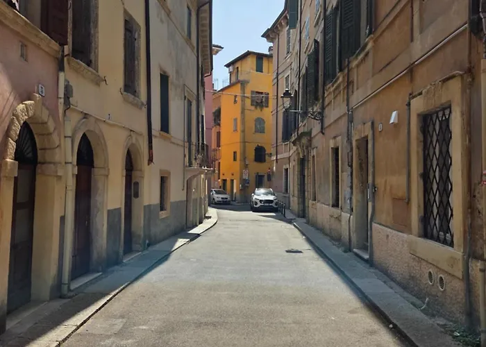 Pensión Natore - Di Charme